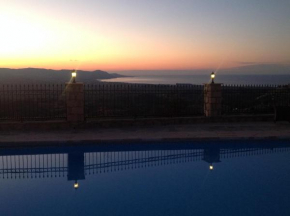 Unique private villa, sea views, total privacy, 25 mins from Paphos